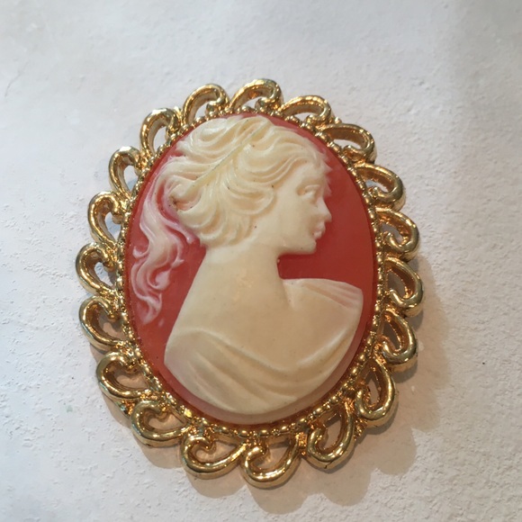 Vintage brooch. Orange white and gold. - Picture 2 of 4